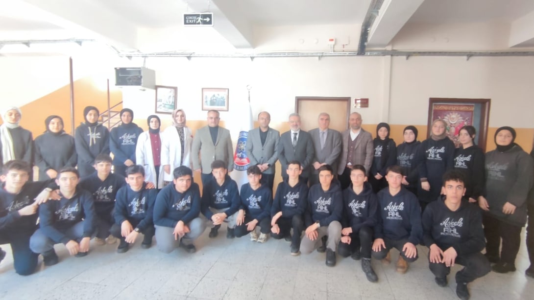 Din Öğretimi Genel Müdürlüğü Daire Başkanı Sn. Hasan ÖZARSLAN Aşkale Anadolu İmam Hatip Lisesi'ni ziyaret etti.